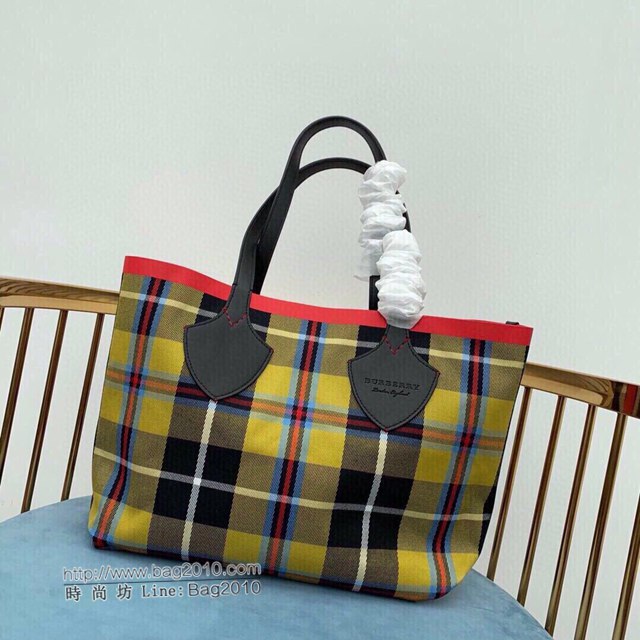 Burberry專櫃新款女包 巴寶莉雙面兩用The Giant-Canvas格紋拼皮革吉安特包/購物包  db1080